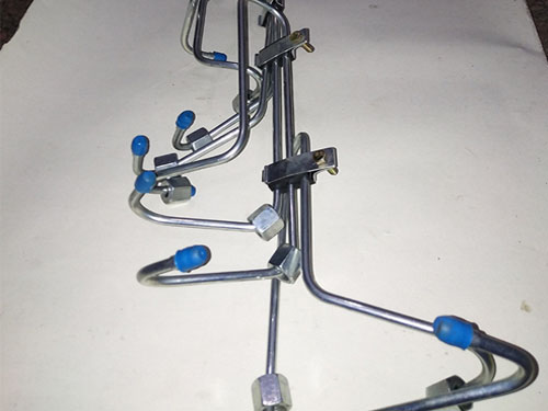 发动机高压油管